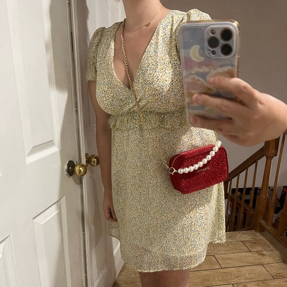 NEW Chanel red sparkly pouch crossbody with Pearl top handle - Picture 6 of 14